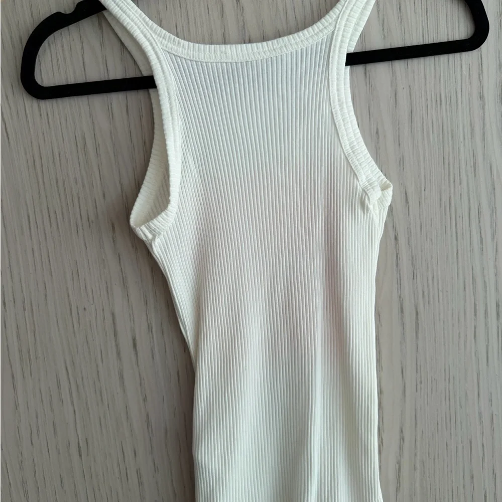 Dior White Ribbed Fabric - Picture 2 of 4